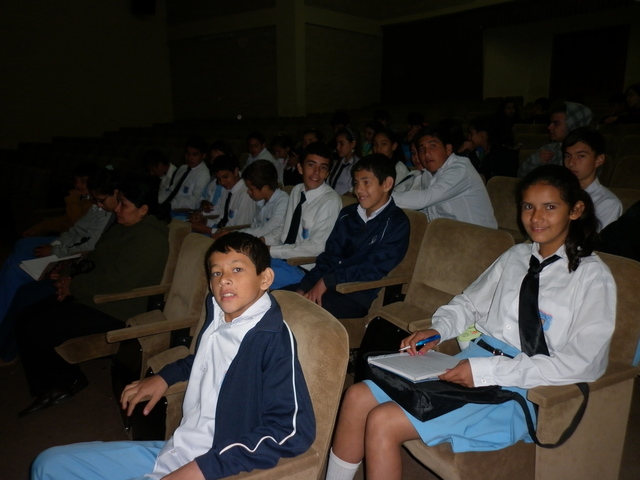 Proyeccción de pelicula y sensibilización