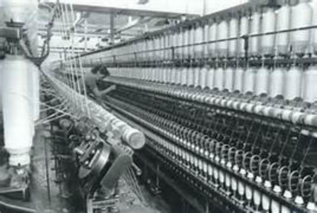 1st U.S. textile factory