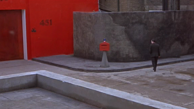 Montag on the way to Work