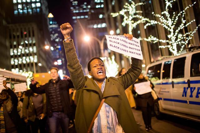 Protests break out across the country in response to the grand jury's decision
