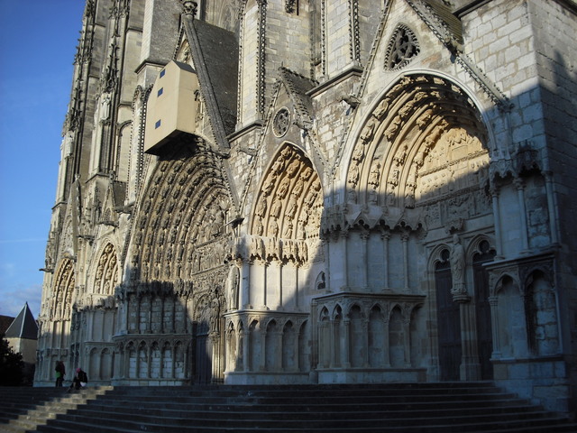 St. Etienne , Bourges