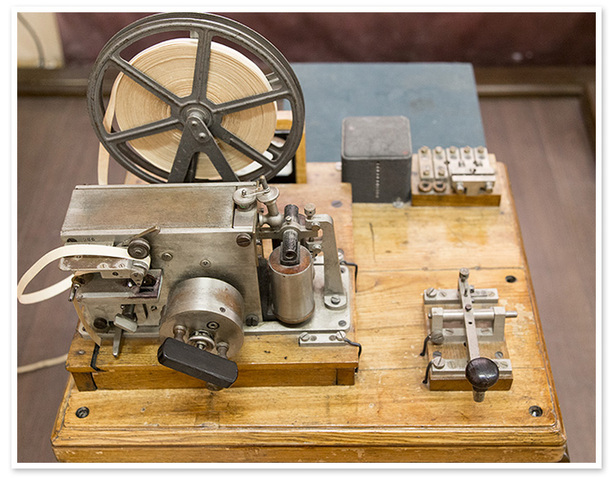 Электрический телеграф (С. Морзе, амер. изобретатель)