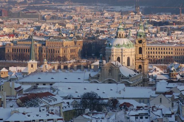 Стає столицею