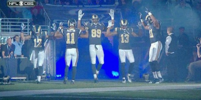 Rams join protestors on Monday night football