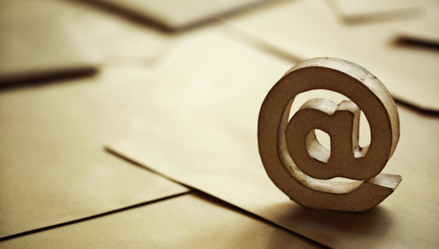 Первая программа для отправки электронной почты по сети.