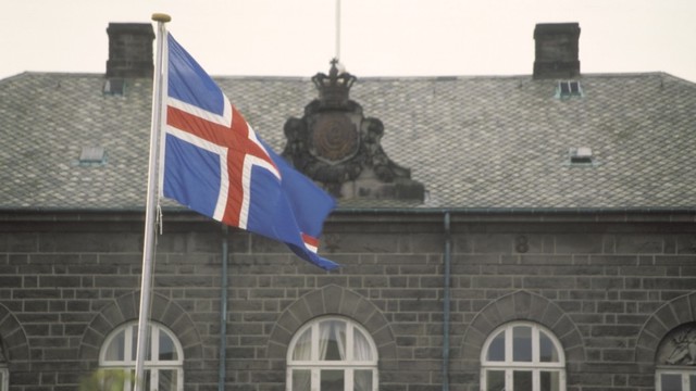 Alltinget inrättas på Island