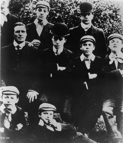 Chaplin Joins Casey's Circus