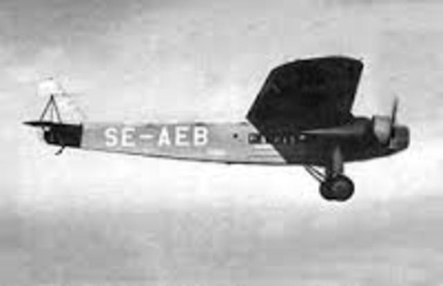 On September 12-13 he flew at extremely low altitudes and carried out infantry contact patrols successfully.