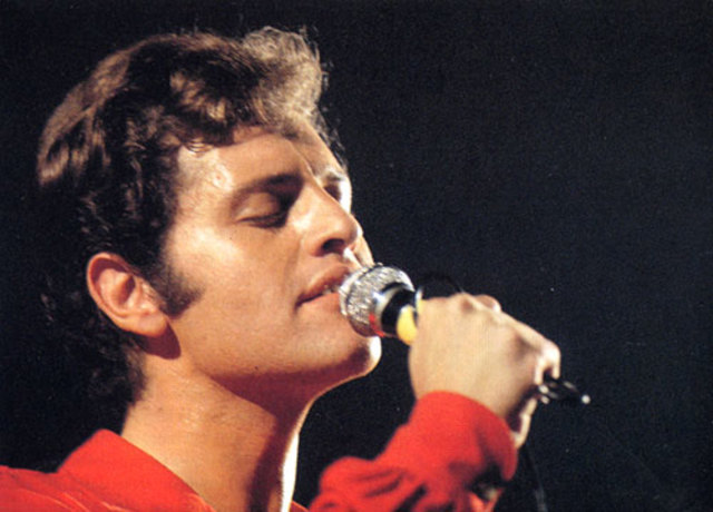 Начало концертной деятельности