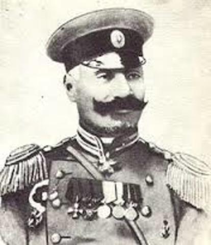 Vladimir Dragomirov was chosen to be a tsarist general.