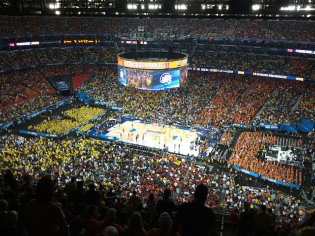 Commenate Final Four