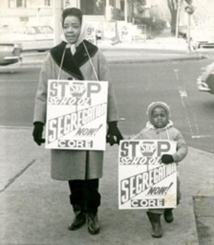School desegregation crisis occurs in Little Rock, Arkansas