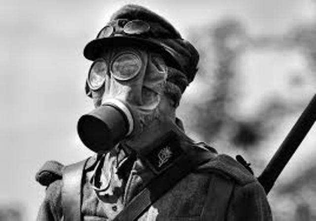 during second battel of ypres the germans use poison gas.