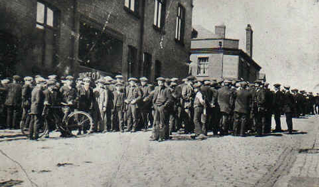 British Unions win right to strike