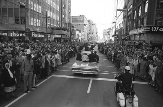 Motocrade through downtown