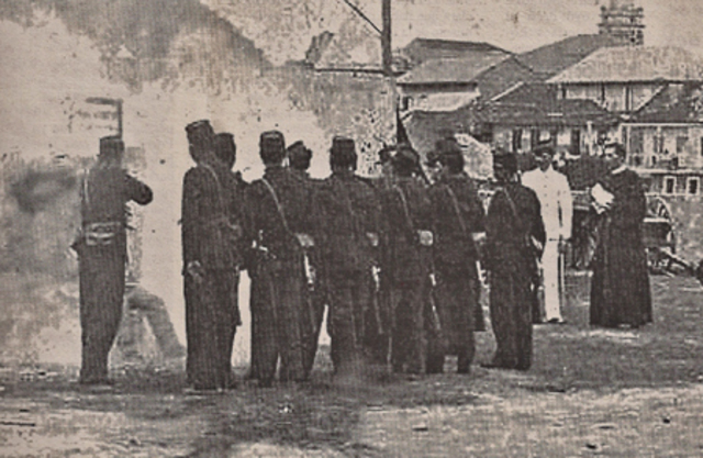 Panama becomes independent