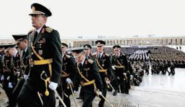 Otto works to improve the Turkish army.