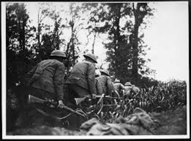 Kluck and his army got held by the BEF At Mons