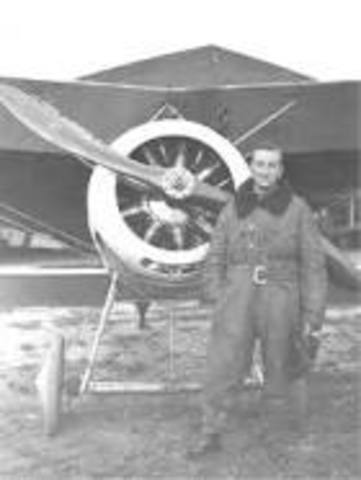Coppens began his aviotion career in the millitary