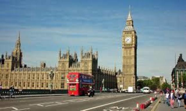 Begin studies abroad in London
