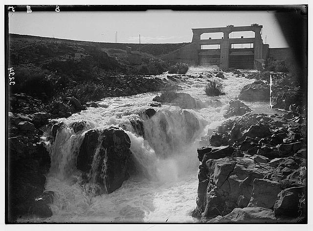 Work on the Hasbani\Banias begins.