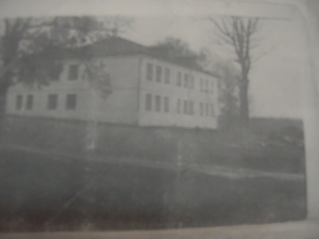 Новое здание Яковлевской средней школы