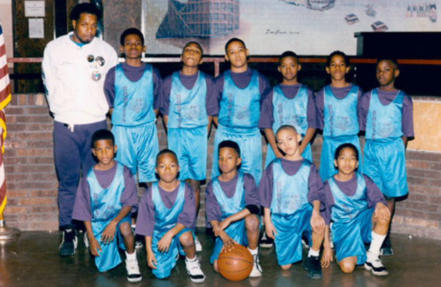 LeBron starts basketball in 5th grade