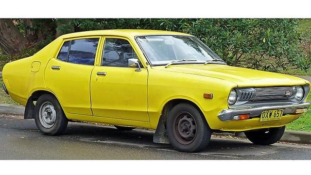 Abandons yellow datsun at Detrital Wash