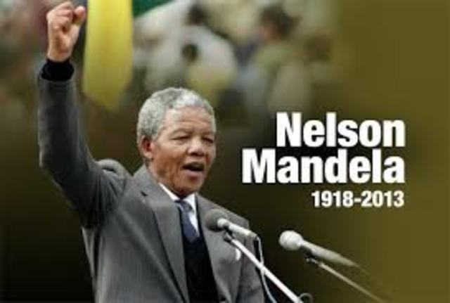 Nelson mandela becomes president