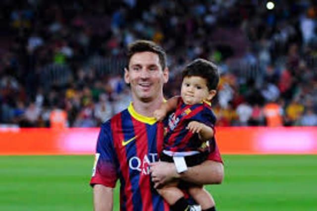 Messi hace el padre