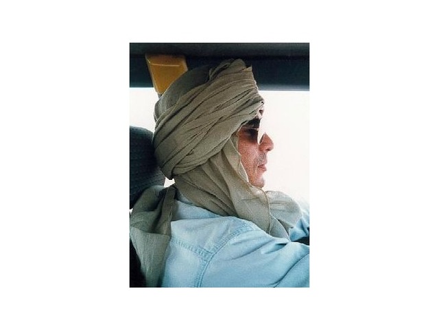 Challenge 2: Buy a "Cheche"