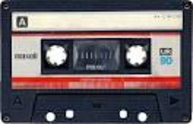 Miniaturisation de la cassette audio