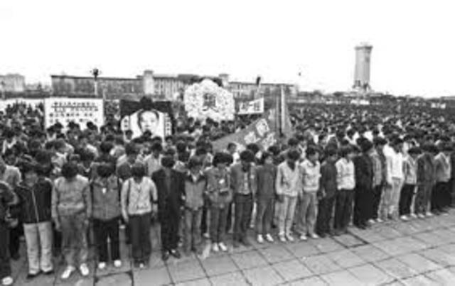 Hu's memorial service