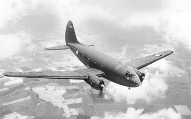 The first plane of freed Cuban prisoners lands in the United States