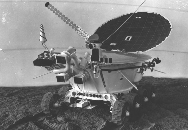 Луны достиг советский космический корабль "Луна-2"