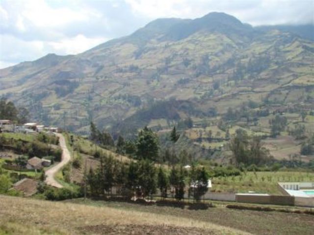 Taxi to Pasto Mountains