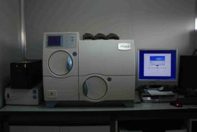 *学习细菌生化鉴定仪