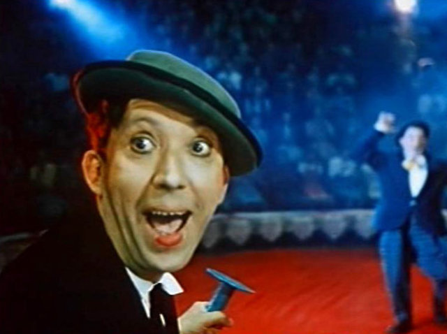 Начало карьеры в цирке