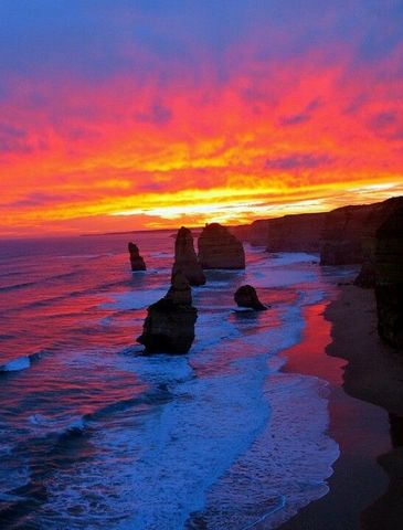 12 Apostles