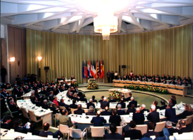 Tratado de Maastricht  (Unión Europea)