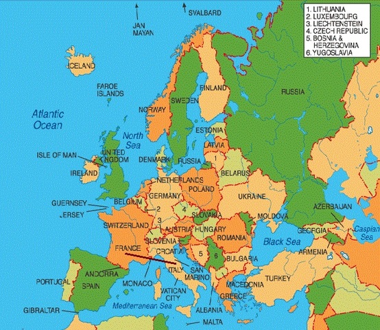 Flight from Paris, France to Rome, Italy.