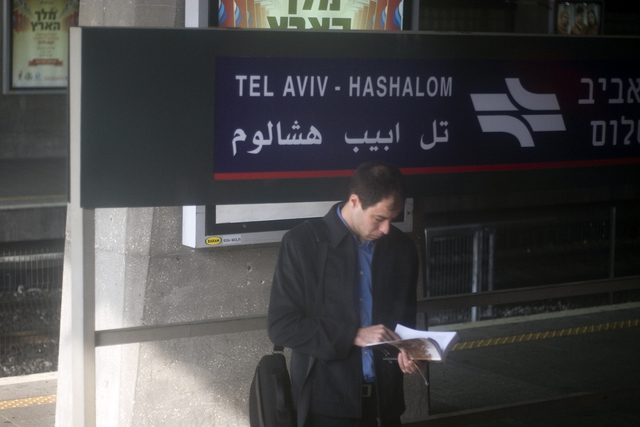 אהרון/ רוני מהק.ג.ב