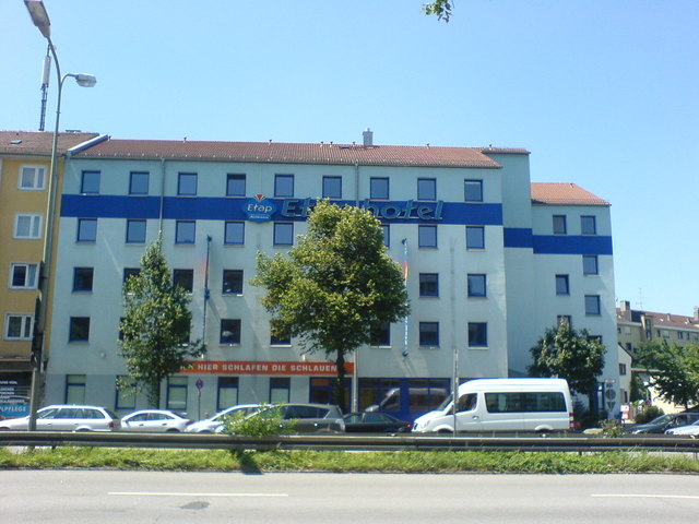 Cab Ride to Etap Hotel