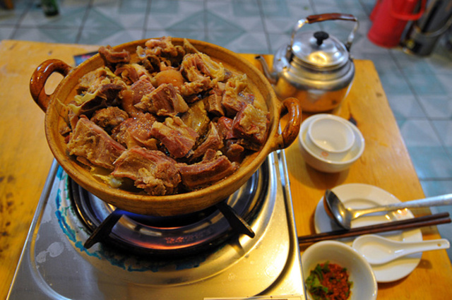 Taste the La Pai Gu from Li JIang