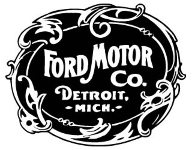 Ford forms first automobile company