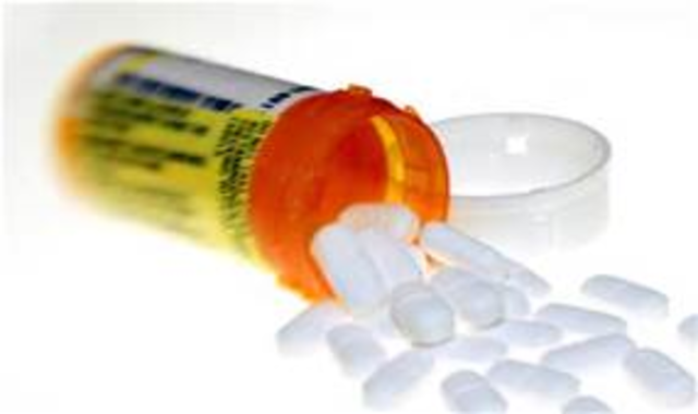 mariln dies from drug over dose.