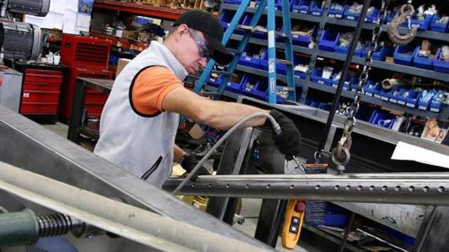 Midwest business activity slows in September