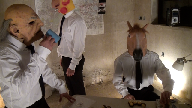 Robbers sitting around the table