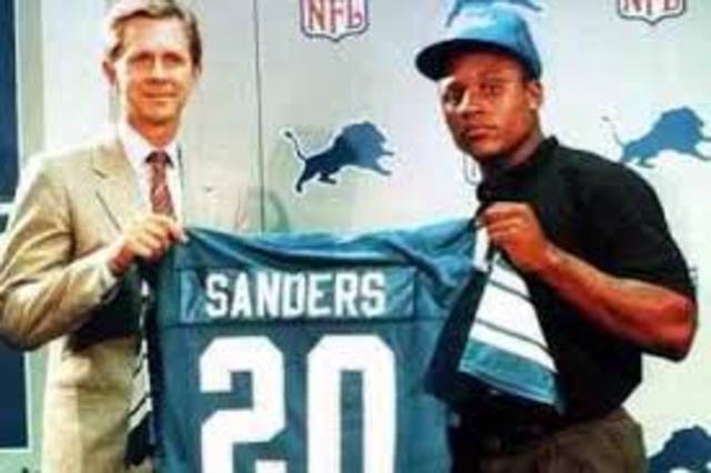 Barry Sanders started his carrer