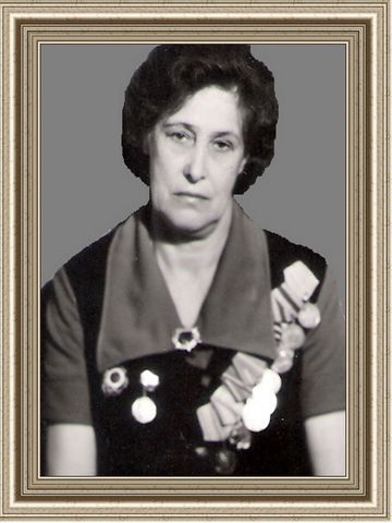 Криворучко (Звягинцева) Антонина Семёновна